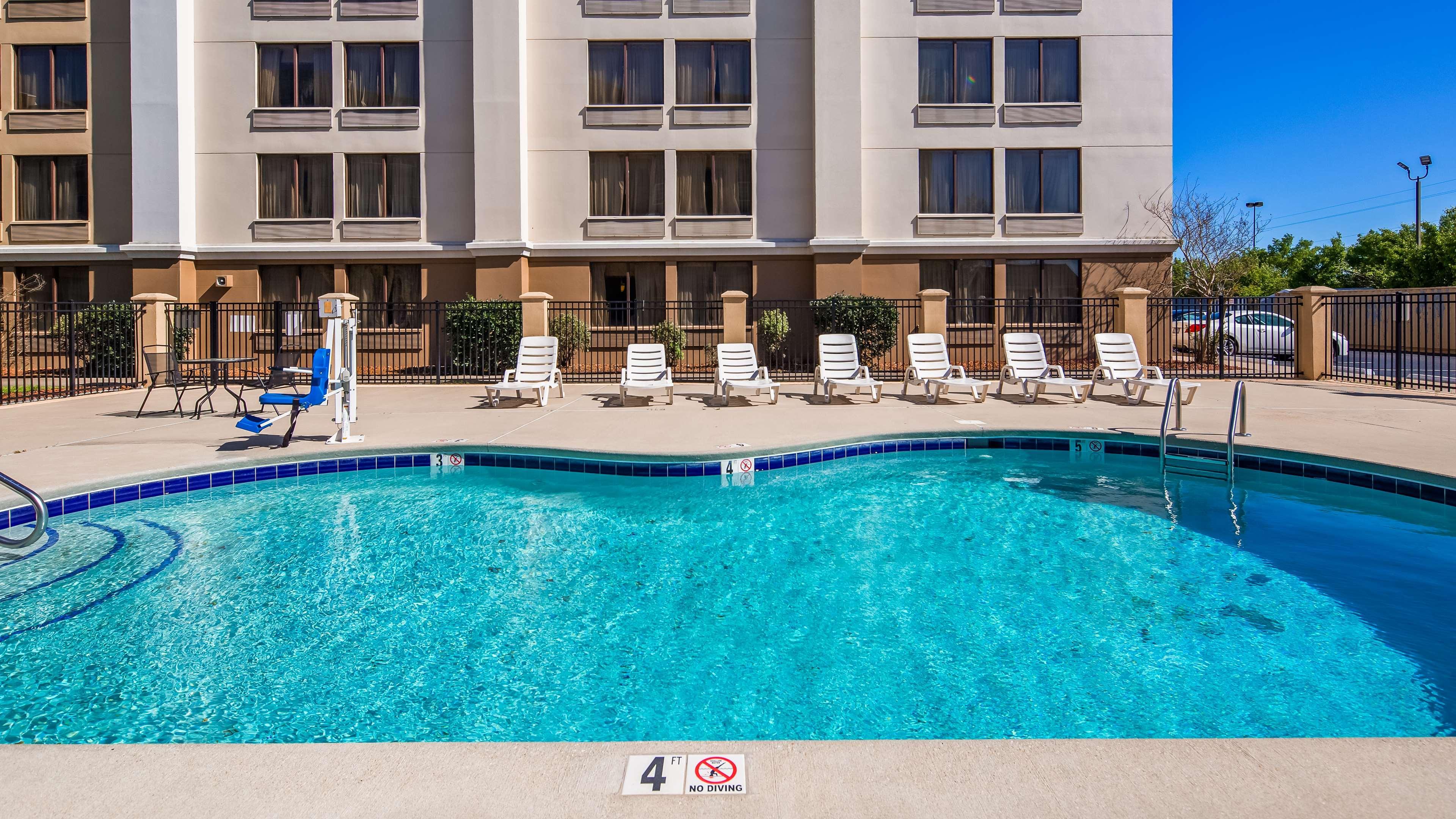 Clarion Pointe Jacksonville Near Camp Lejeune Extérieur photo