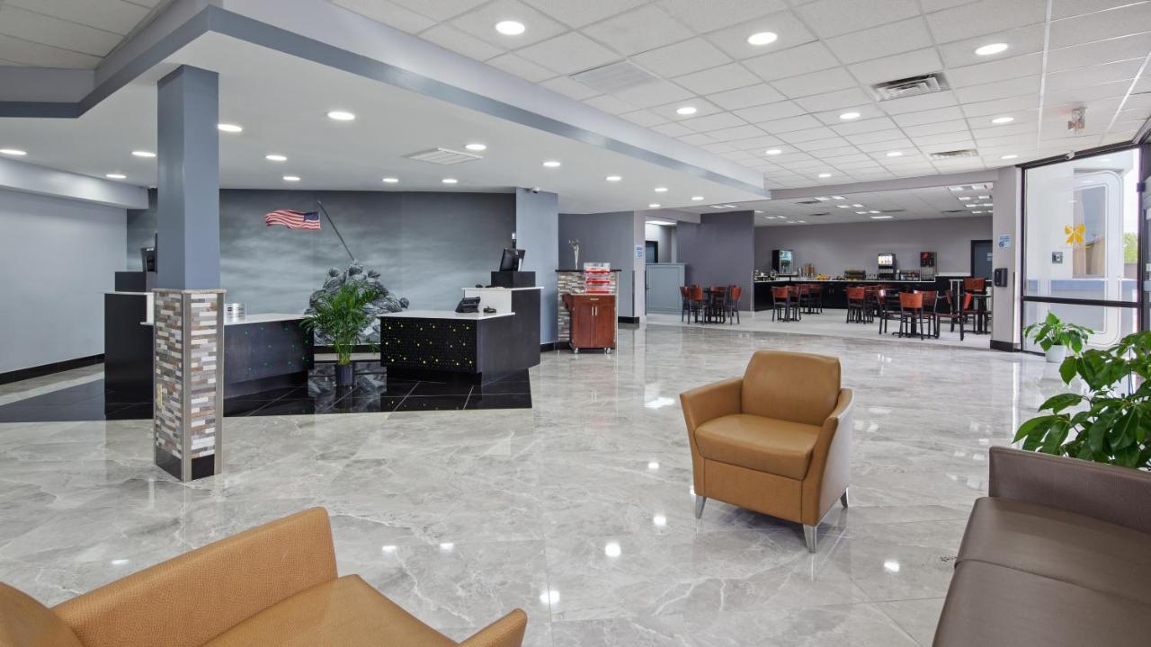 Clarion Pointe Jacksonville Near Camp Lejeune Extérieur photo