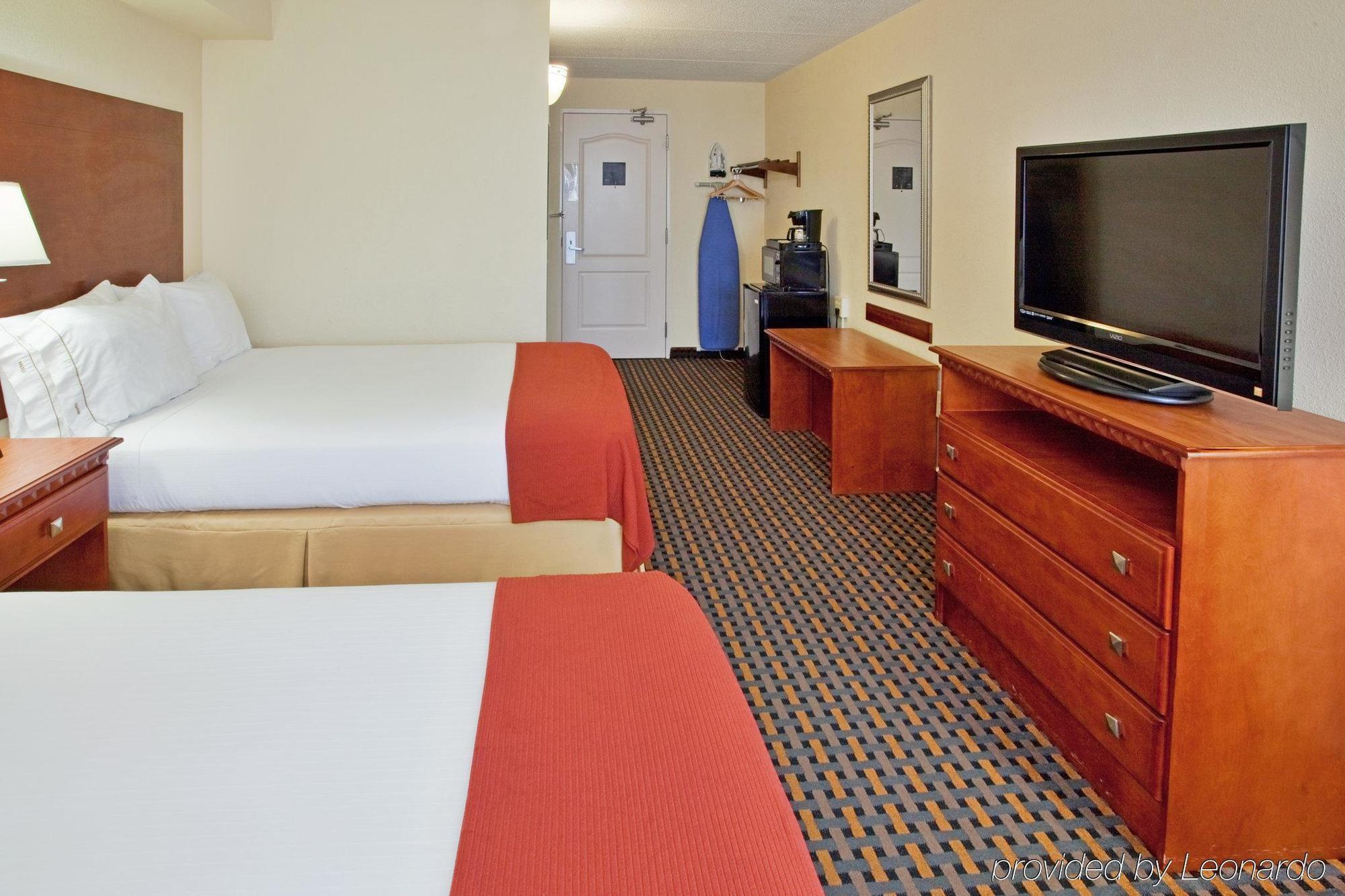 Clarion Pointe Jacksonville Near Camp Lejeune Chambre photo