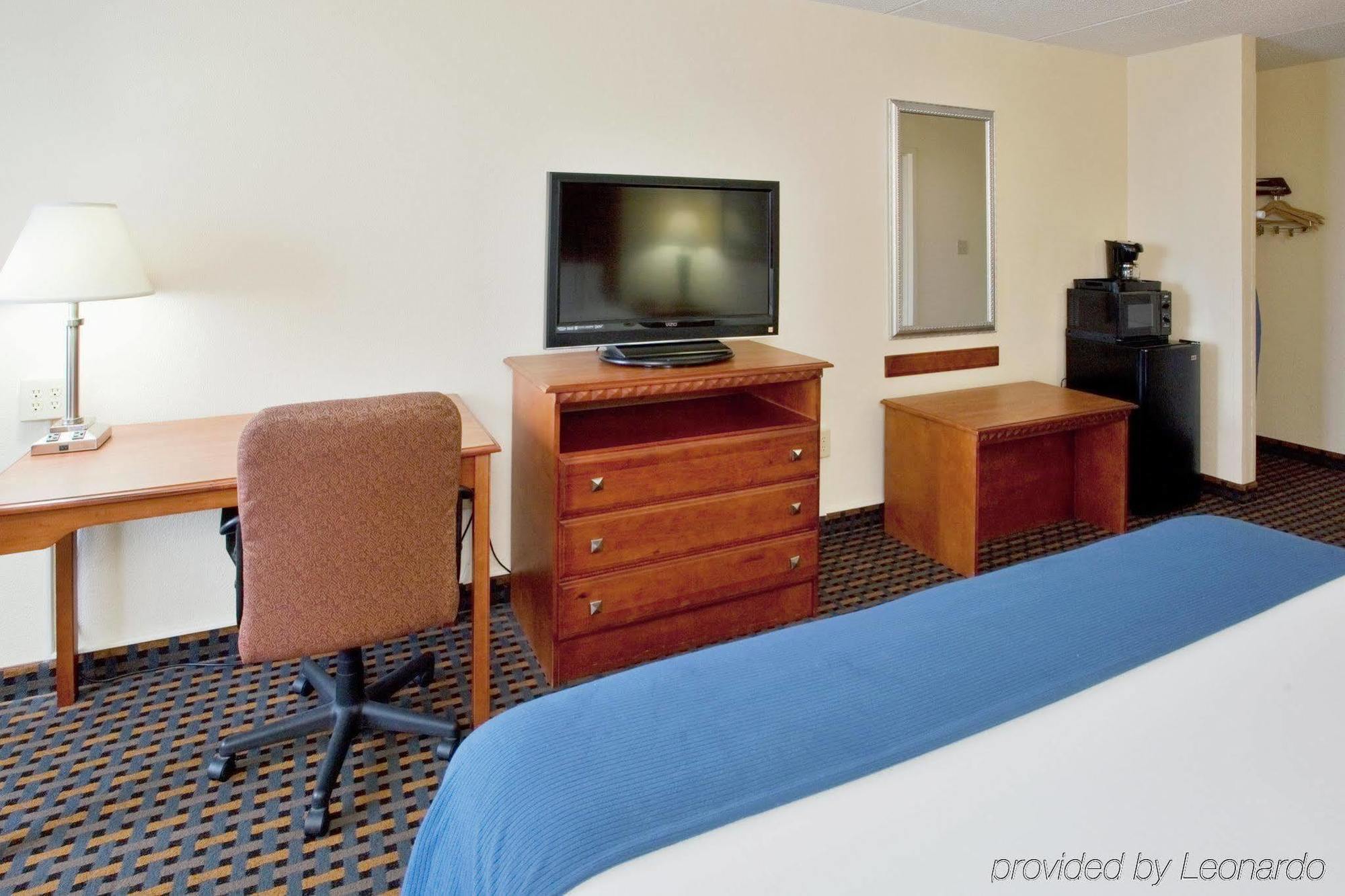 Clarion Pointe Jacksonville Near Camp Lejeune Chambre photo